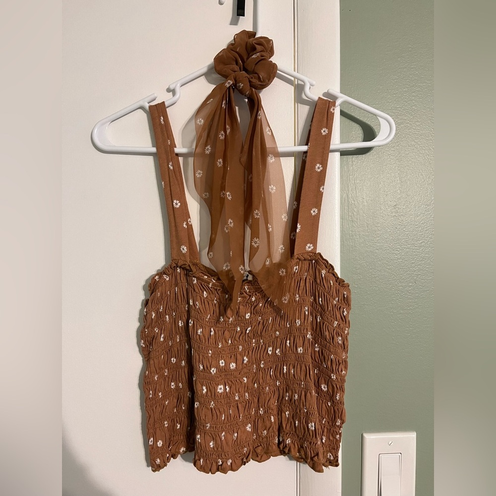American Eagle Outfitters Cropped Smocked Tank Top and Scrarf Scrunchie